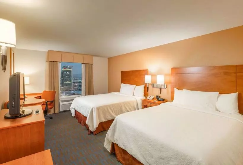 Отель Hampton Inn By Hilton Queretaro Tecnologico