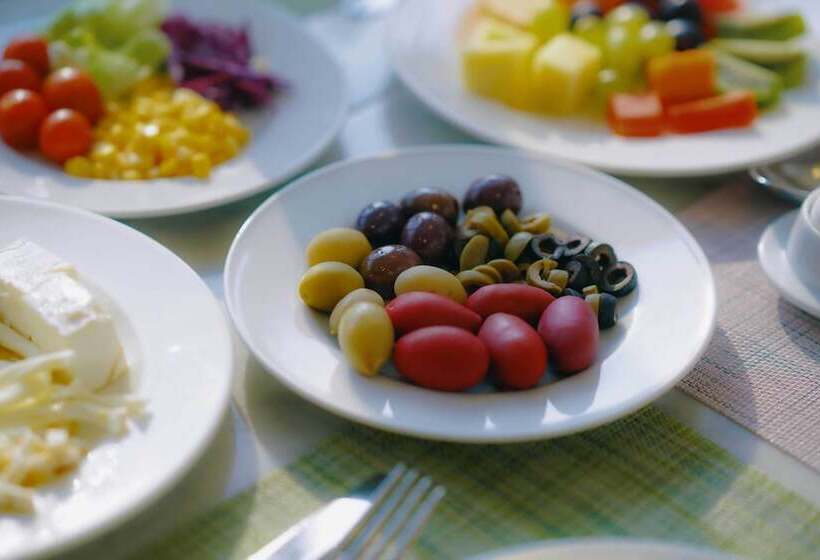 ホテル Nour Al Thuria