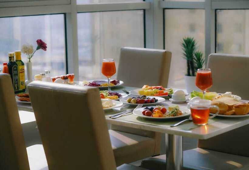 ホテル Nour Al Thuria