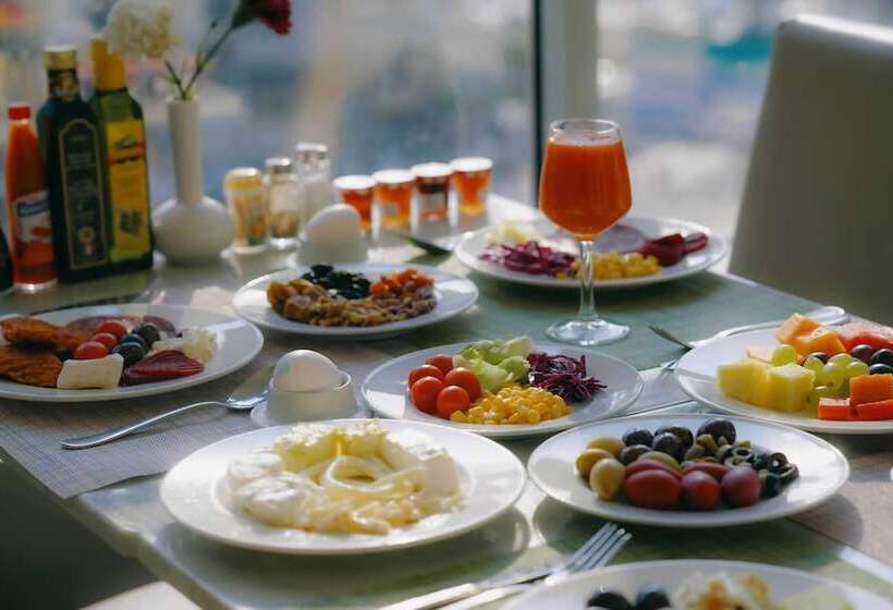 ホテル Nour Al Thuria