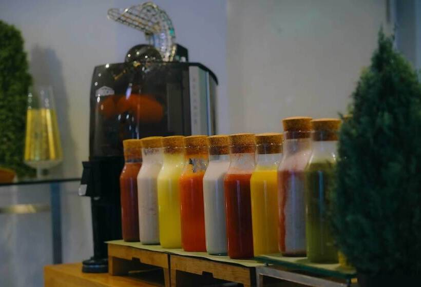 ホテル Nour Al Thuria