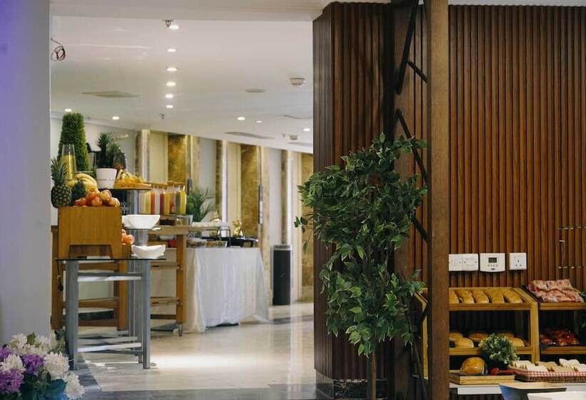 ホテル Nour Al Thuria