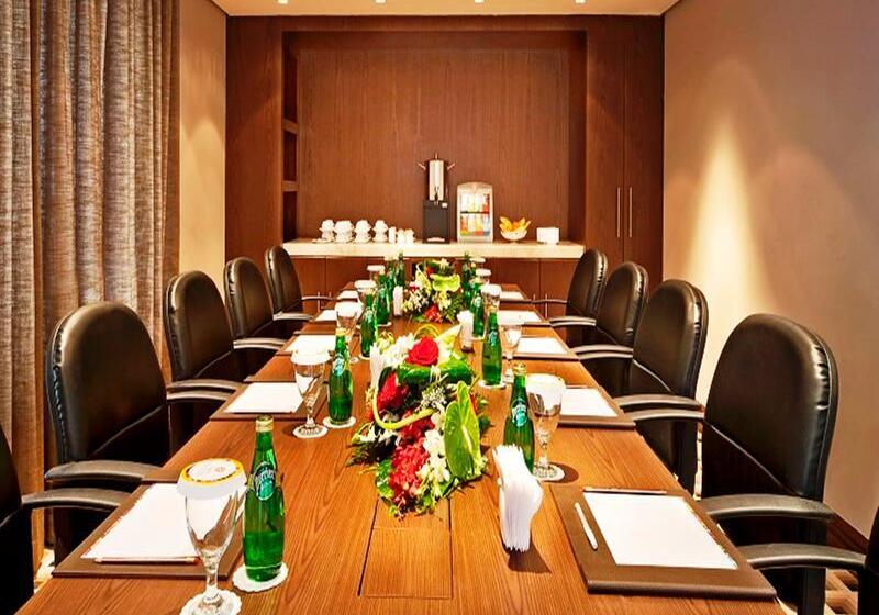 فندق Oaks Liwa Executive Suites