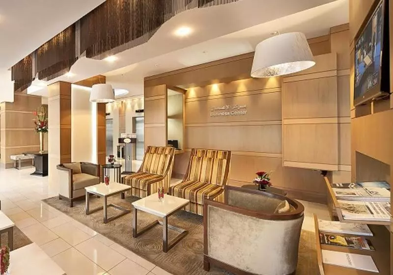 Отель Oaks Liwa Executive Suites