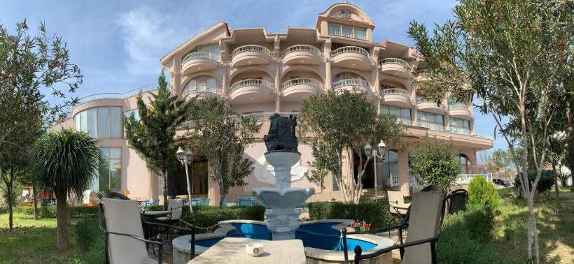 فندق Resort Eklips