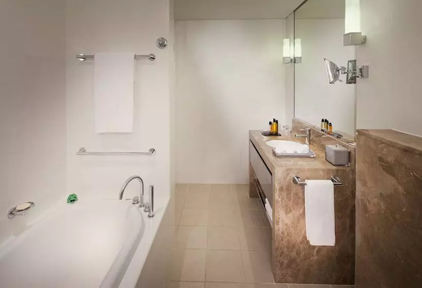 Jumeirah At Etihad Towers