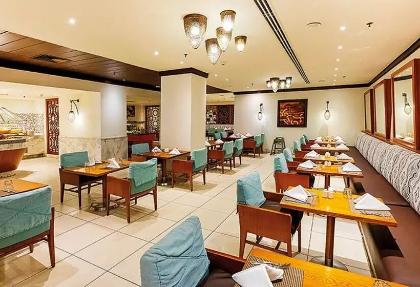 Old Palace Resort Sahl Hasheesh