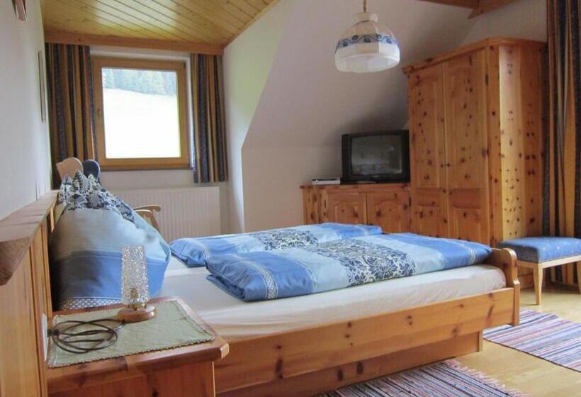 בית מלון כפרי Kocherhof