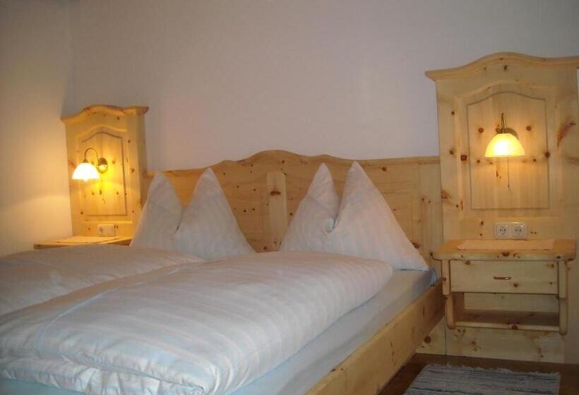 בית מלון כפרי Kocherhof