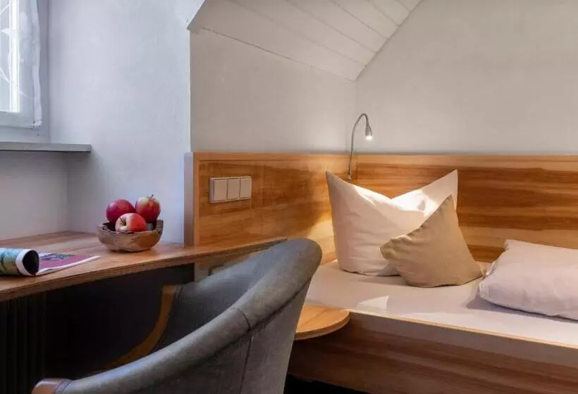 ホテル Landgasthof Paradies