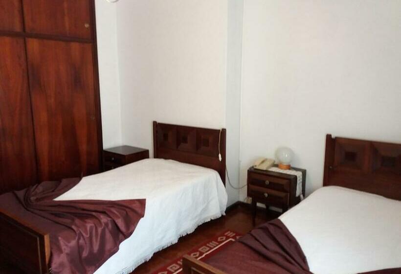 בית מלון כפרי Pensão São Jorge