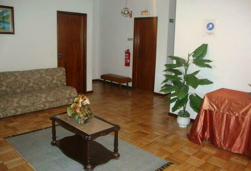 בית מלון כפרי Pensão São Jorge