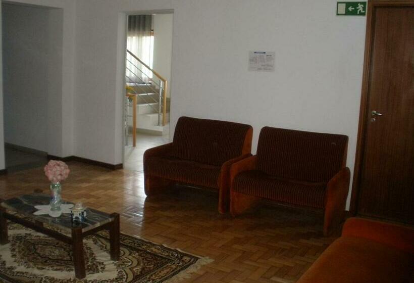 בית מלון כפרי Pensão São Jorge