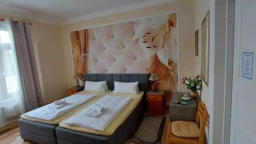 ホテル Restaurant Hellas