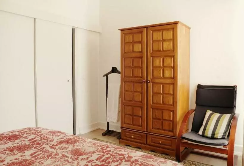 پانسیون 6/4 De Sado