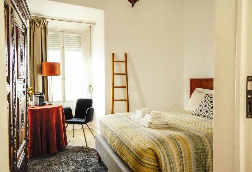 پانسیون 6/4 De Sado