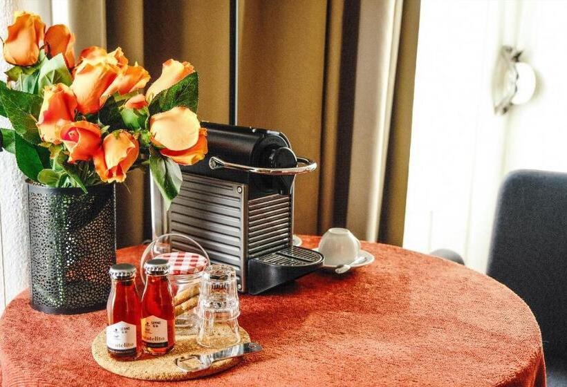 پانسیون 6/4 De Sado