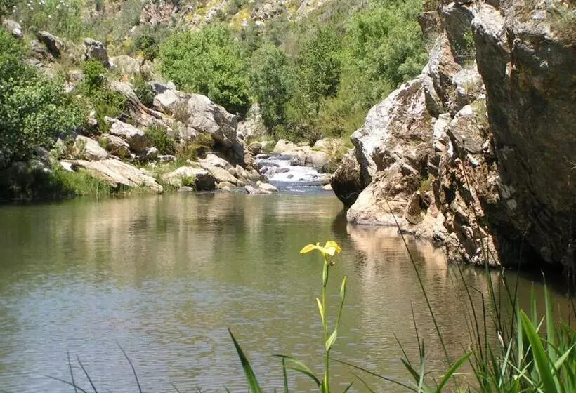 Majatalo Blue Guide Milfontes