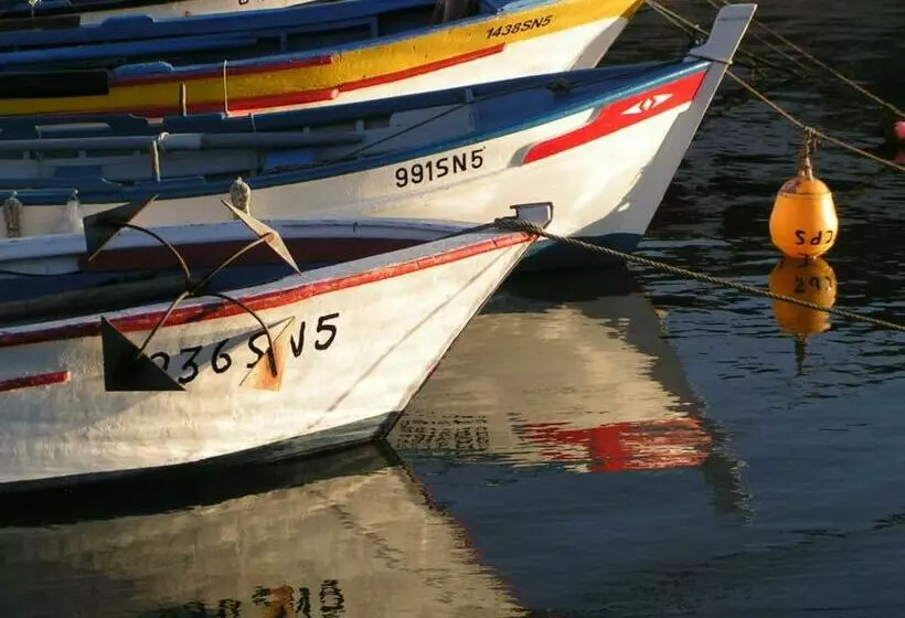 Majatalo Blue Guide Milfontes