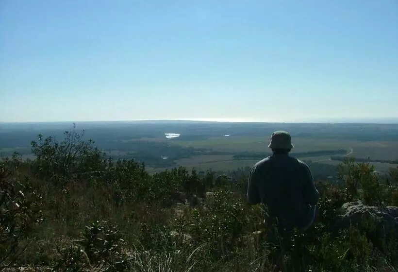 Majatalo Blue Guide Milfontes