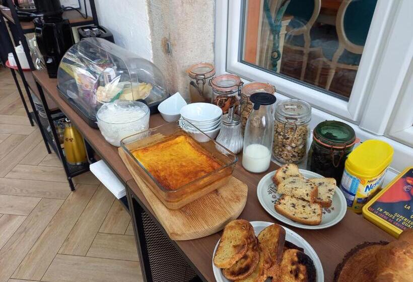 بنسيون Chambres D Hôtes Le Petit Roche