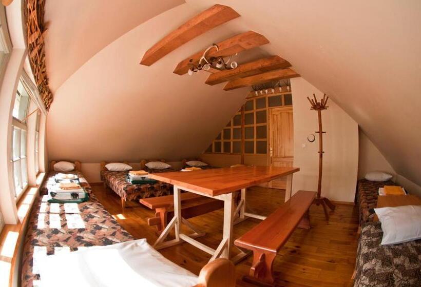 پانسیون Guest House Ventas Rumba