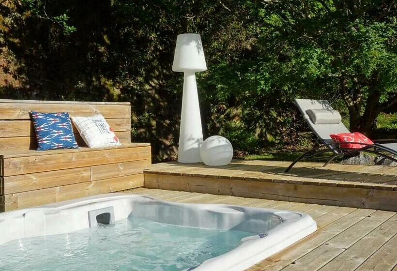 膳宿费 La Carri Air