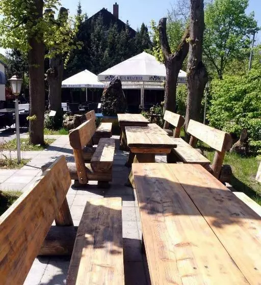 ユースホステル Gaststätte Schwenksaal