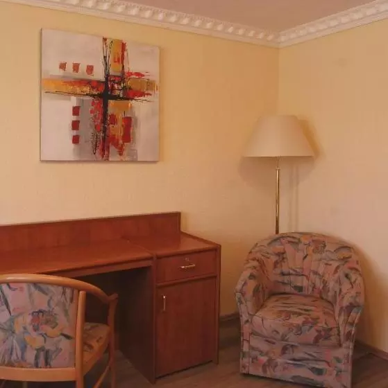 ユースホステル Gaststätte Schwenksaal