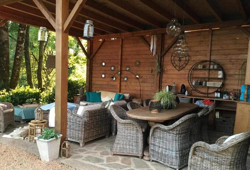 Bed and Breakfast La Maison Bleue