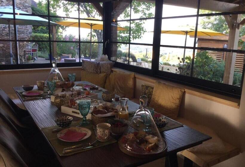 Bed and Breakfast La Maison Bleue