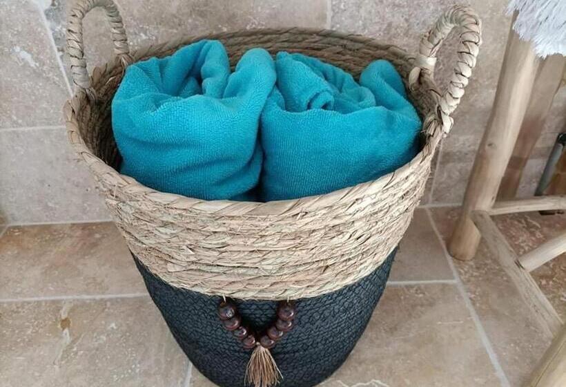 Bed and Breakfast La Maison Bleue