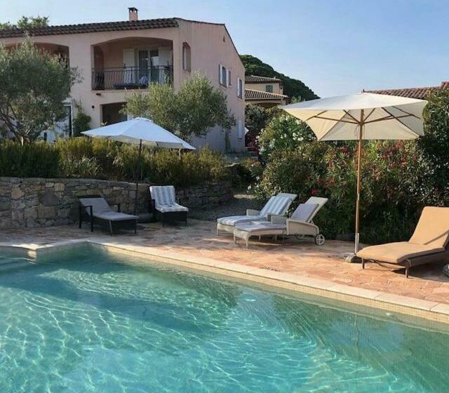 مبيت وإفطار Lone Star House