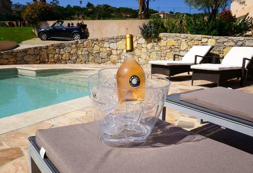 مبيت وإفطار Lone Star House