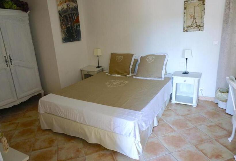 مبيت وإفطار Lone Star House