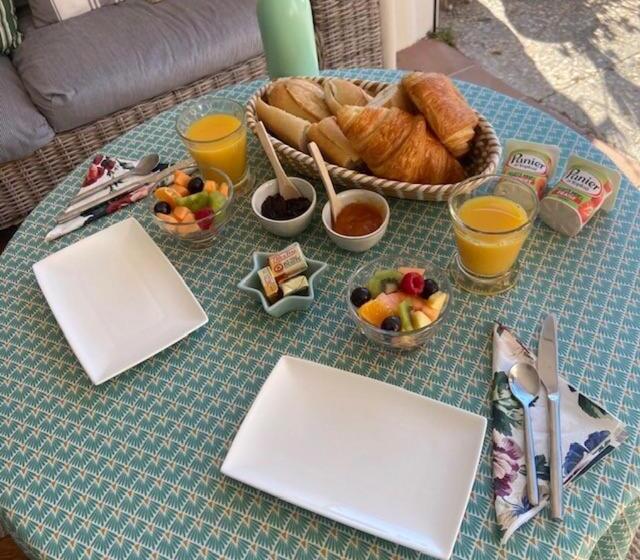 مبيت وإفطار Lone Star House