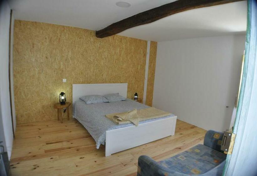 פנסיון Casa Das Andorinhas