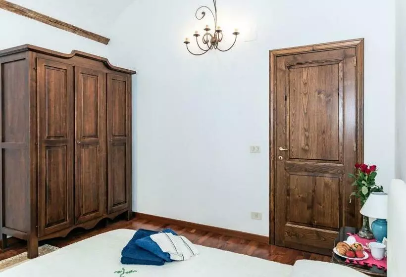 ペンション Rooms San Giuliano