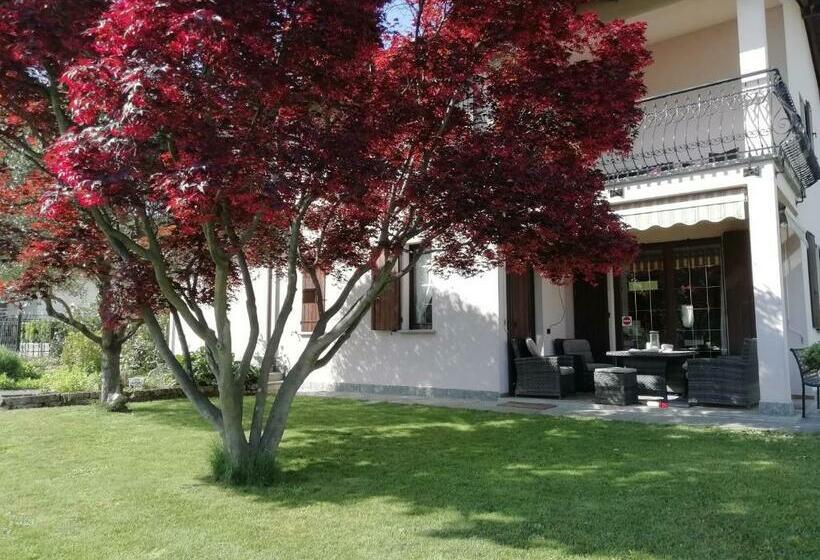 リゾートホテル Villa Azalea