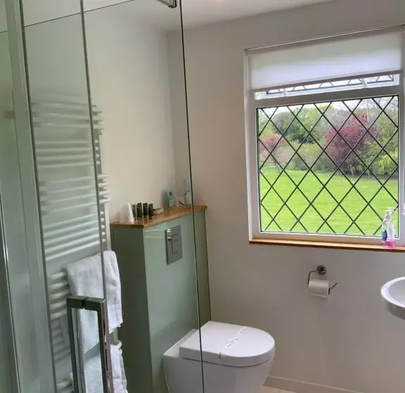 West Lodge B&b