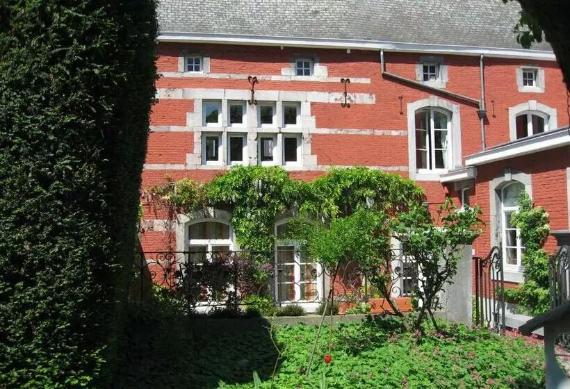 Aamiaismajoitus (B&B) Chambre D Hôtes Les Augustins   Parking Sécurisé   Borne De Recharge