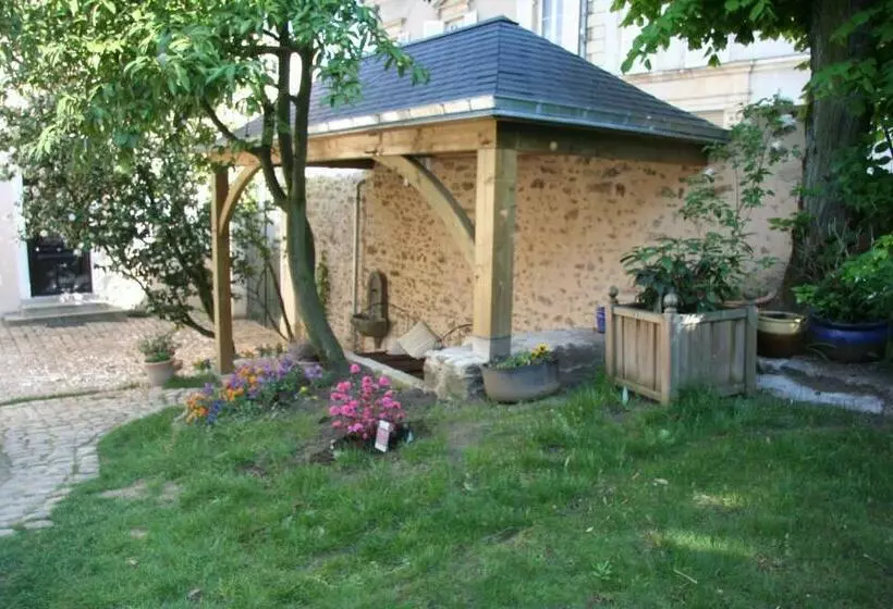 تختخواب و صبحانه Chambres D Hôtes Le Clos D Hauteville