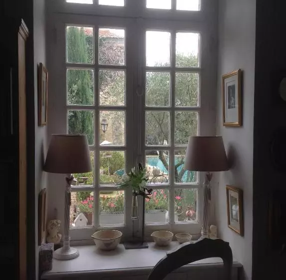 ベッドアンドブレックファースト Le Petit Figuier