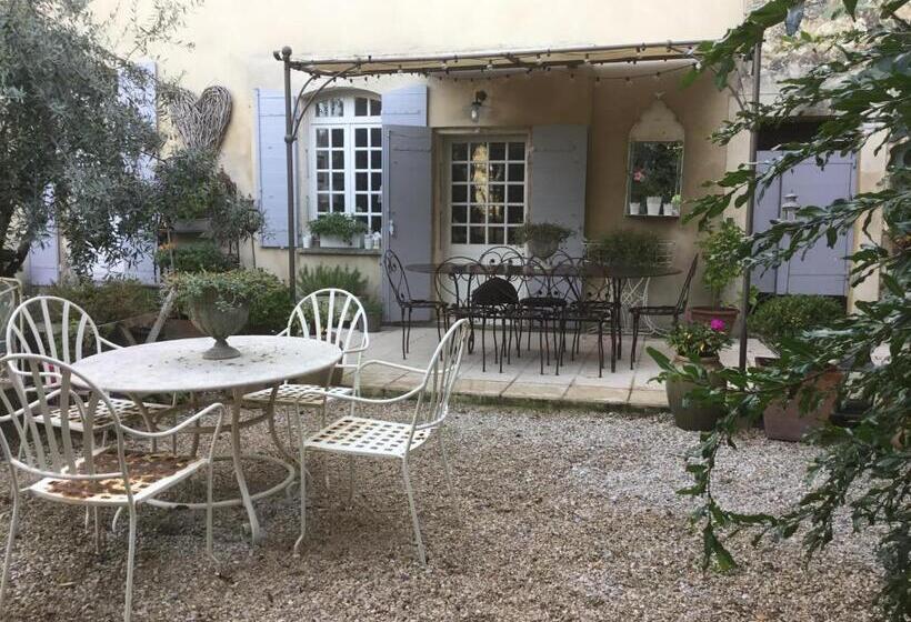 ベッドアンドブレックファースト Le Petit Figuier