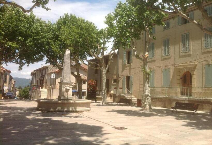 ベッドアンドブレックファースト Le Petit Figuier