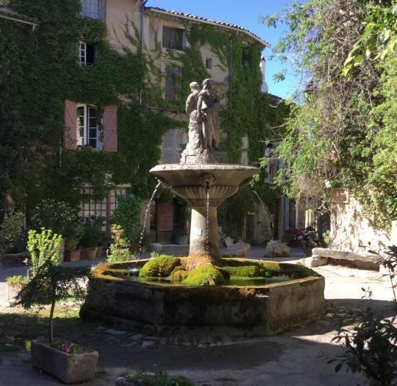 ベッドアンドブレックファースト Le Petit Figuier