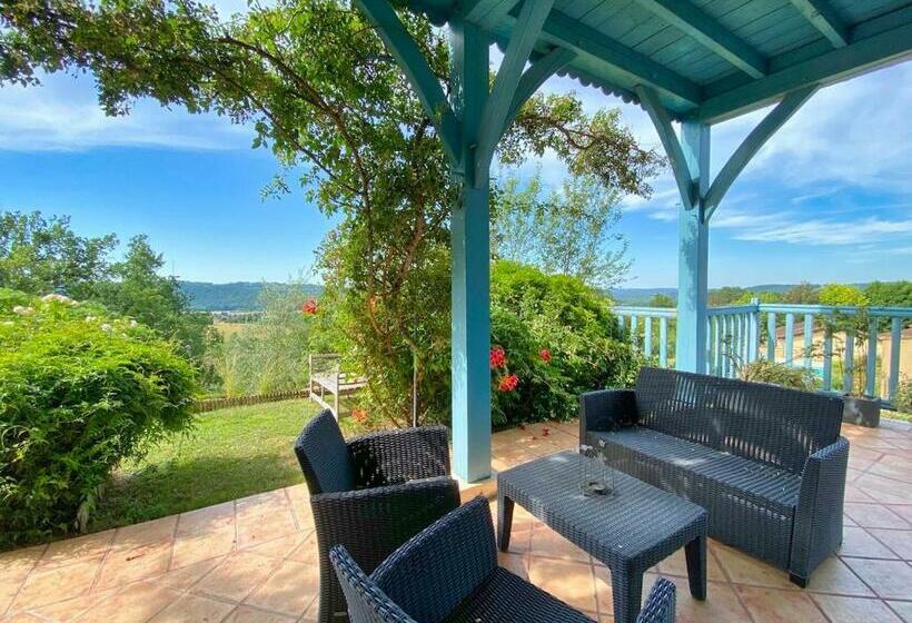 ベッドアンドブレックファースト Maison Olea