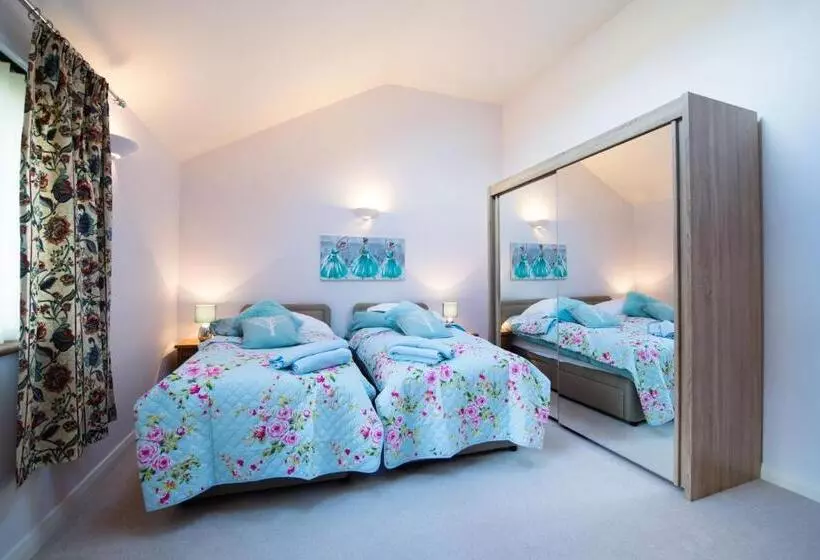 Aamiaismajoitus (B&B) Y Grange