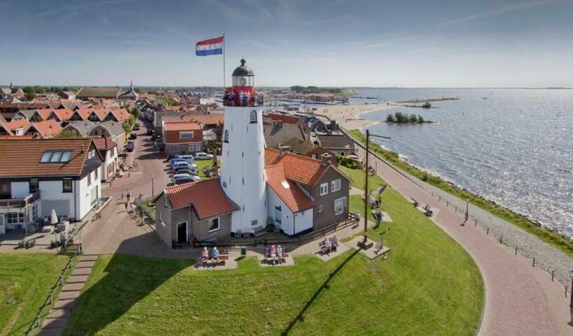 Bed & Breakfast De Roos