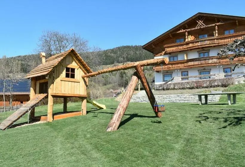 ホテル Nussbaumerhof